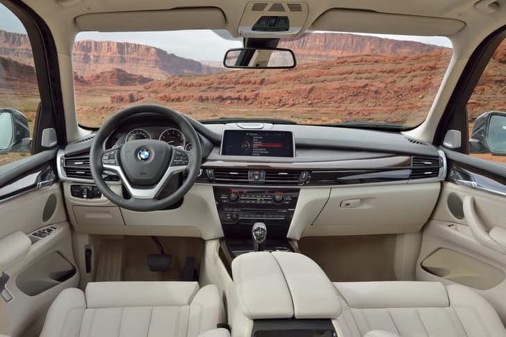 New 2014 BMW X5 photo gallery